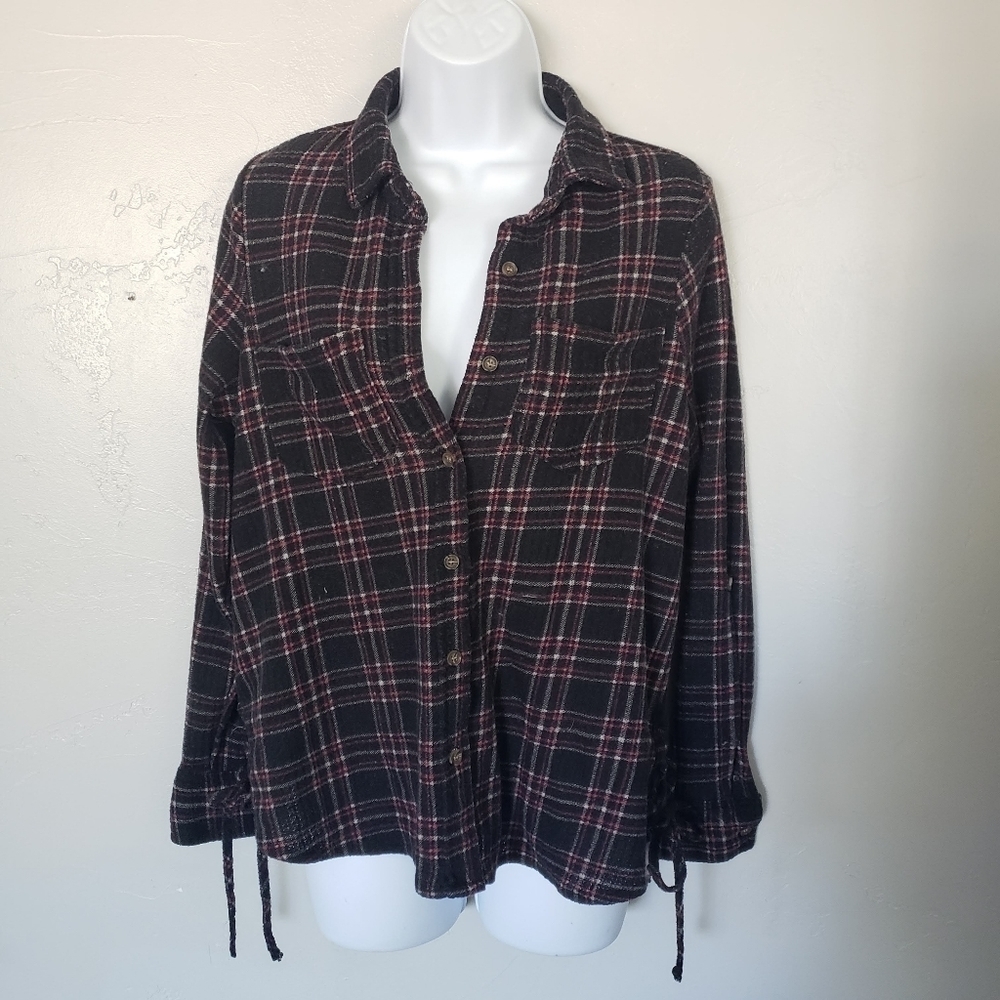 Daytrip Small Black Plaid Long Sleeve Shirt Lace Up Sides Pink White Soft Top